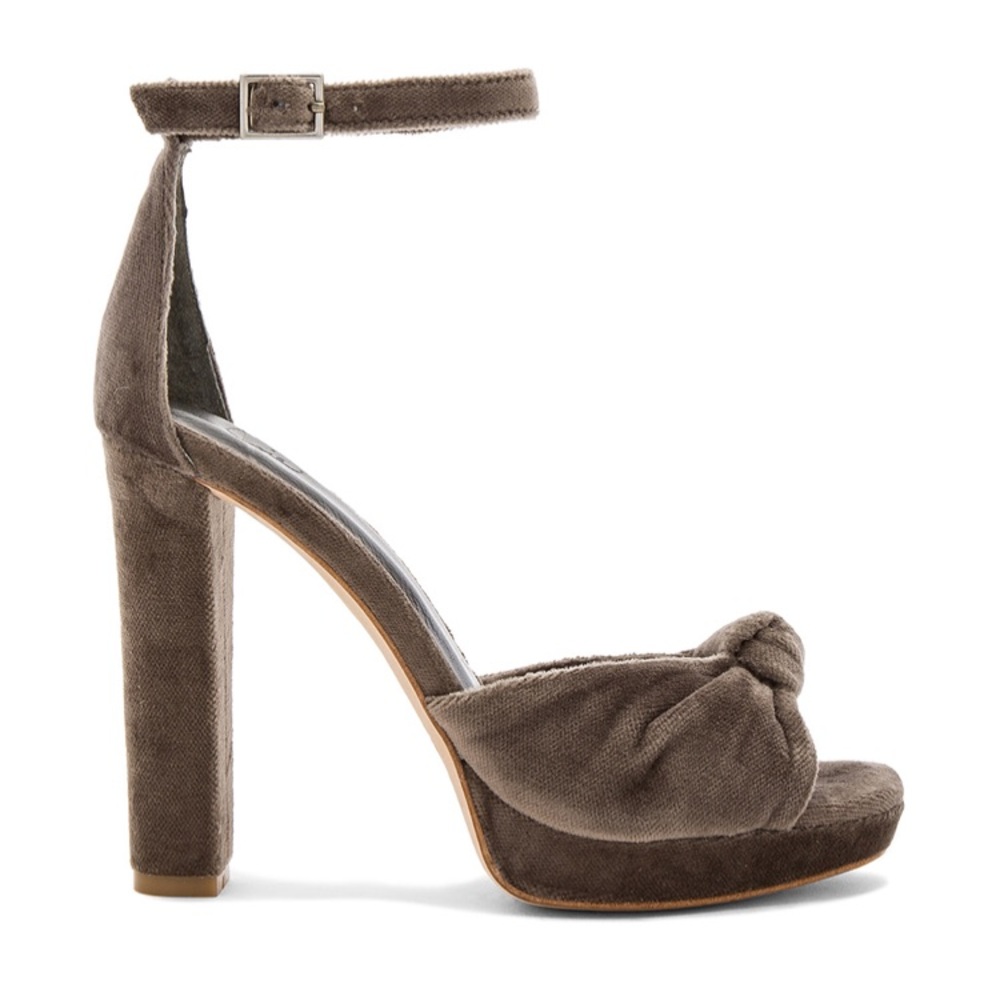 Joie Nabila velvet heel
